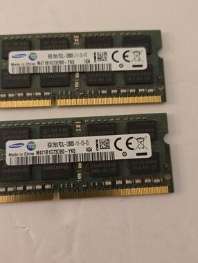 Samsung 8gb PC3L 2RX8 - 12800S -11-13-F3 Lap Top Memory RAM X2 16gb Total